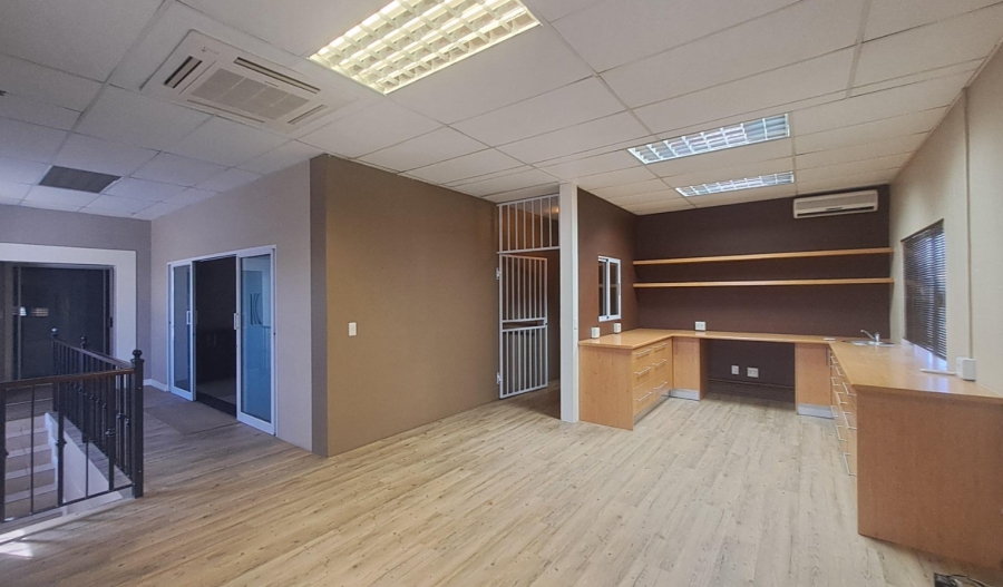 To Let commercial Property for Rent in Brackenfell Central Western Cape